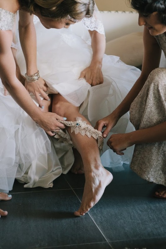 enzoani real bride garter tradition